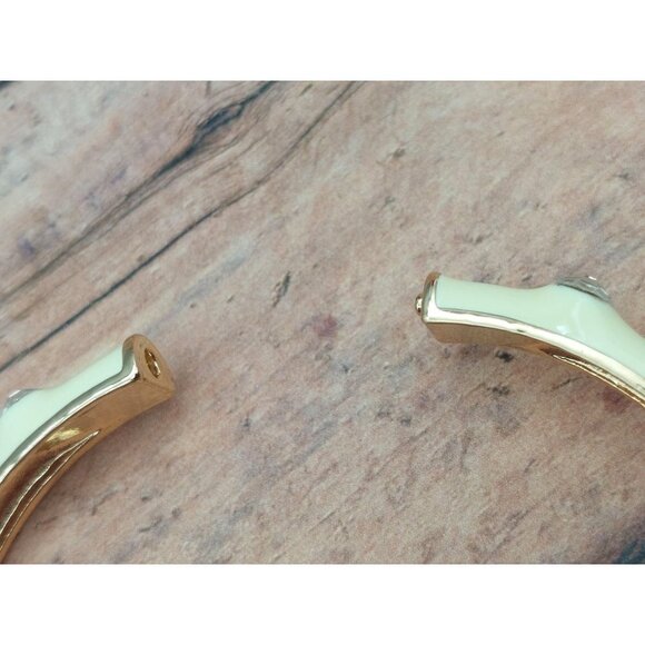 Premier Designs Hinged Bangle CREME BRULEE 7.5" Gold Tone Crystals White Enamel - Picture 10 of 12